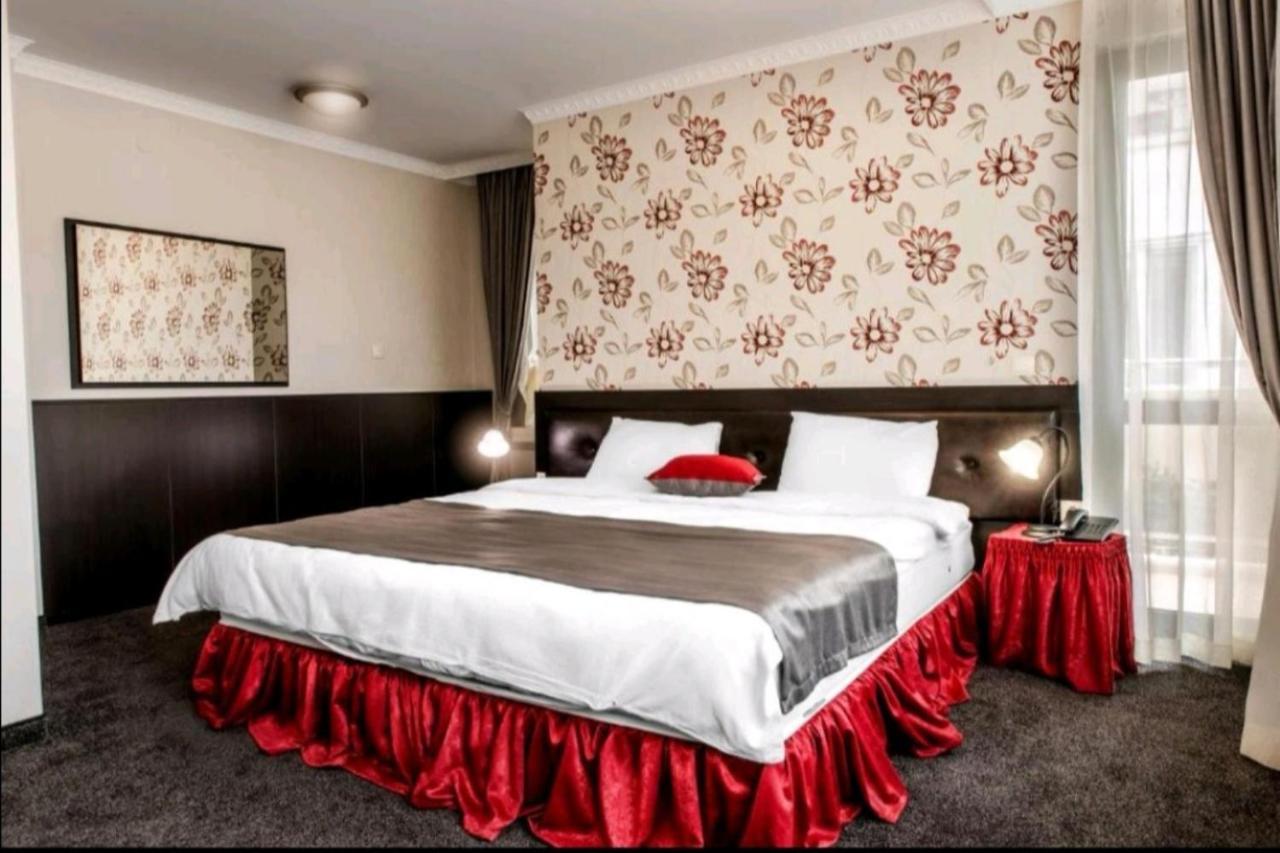 Hotel Astrea Deluxe 3*